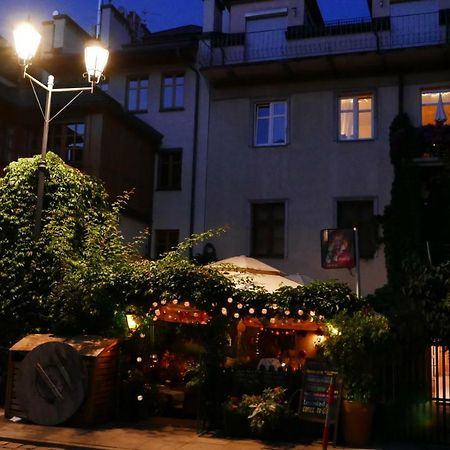 Sunflower Apartment Krakow Bagian luar foto