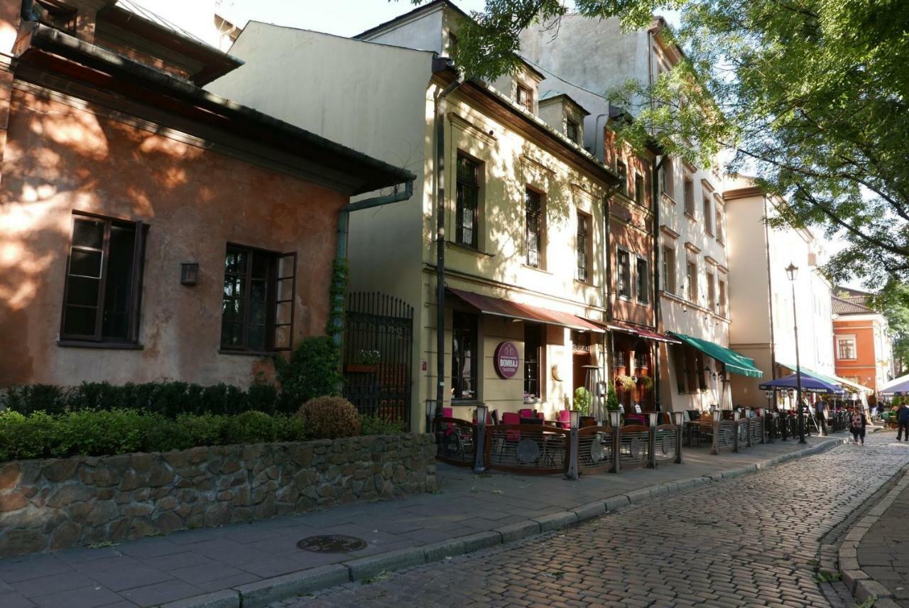Sunflower Apartment Krakow Bagian luar foto