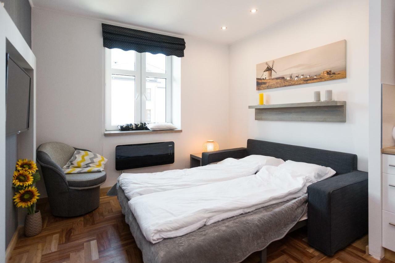 Sunflower Apartment Krakow Bagian luar foto